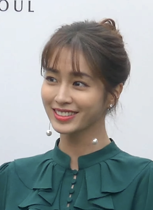 이민정 복귀작 ‘그래, 이혼하자’ 시청률 0.4%는 어떻게 읽어야 할까 관련 자료 2